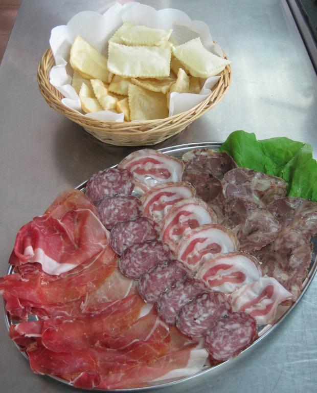 Agriturismo Alla Strozza Voghenza Buitenkant foto